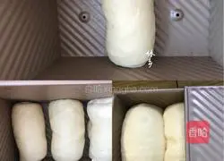 Illustration of how to make melon seed toast 10