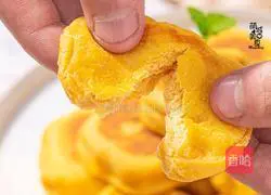 Illustration of how to make pumpkin pancakes 8