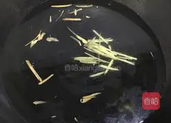 Illustration of how to make baby cabbage and meat slices soup 4