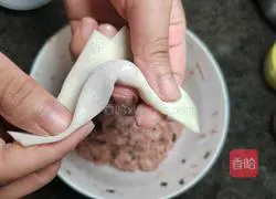 Illustration of homemade clear soup recipe 7