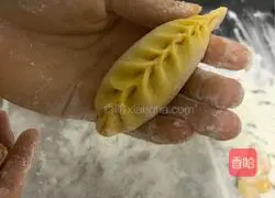 Pumpkin willow leaf dumplings.Illustration of how to do it 10