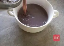 Illustration of how to make black rice soy milk 6