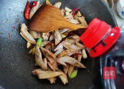 Illustration of how to make spicy chicken wing tips 9