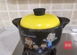 Lotus root and peanut pork ribs soup recipe 8