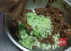 Illustration of how to make fried buns 3