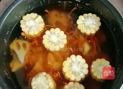 Cordyceps Flower Pork Bone Soup Illustration 11