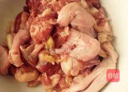 Illustration of how to make dried bamboo shoots and old duck soup 3