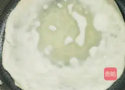 Illustration of how to make simple sauce-flavored pancakes 4