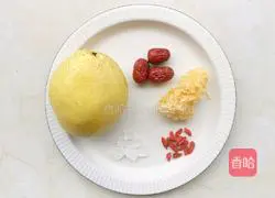 Illustration of how to make rock sugar, white fungus and snow pear soup 1