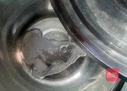 Illustration of how to make brown sugar tofu curd 9