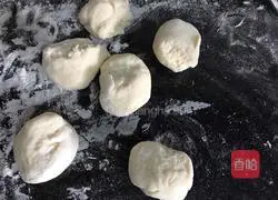 Illustration of how to make Little White Rabbit Steamed Buns 6