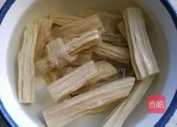 Illustration of how to make yuba mixed with chrysanthemum chrysanthemum 8