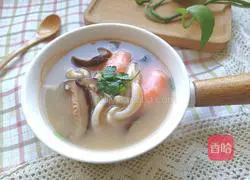 Illustration of how to make prawn and mushroom soup 9