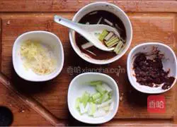 Illustration of how to make fish-flavored king oyster mushroom 2