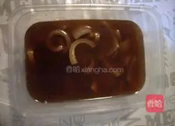 Illustration of how to make cold pork skin jelly 9