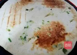 Illustration of how to make simple spiced egg pancakes 7