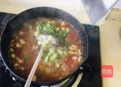 Illustration of how to make beef soup and potato hand-made noodles 2