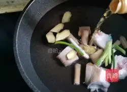 Yam and Pig Tail Soup Illustration of how to do it 4