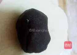 Illustration of how to make willow leaf bean paste buns 9