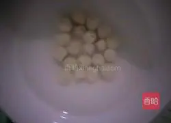 Snow Illustration of how to make ear soup 3