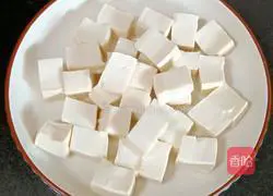 Illustration of how to make tomato tofu and lean meat soup 4