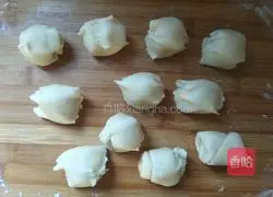 Illustration of how to make hollow shortbread 15