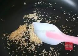 Illustration of how to mix ice grass 2