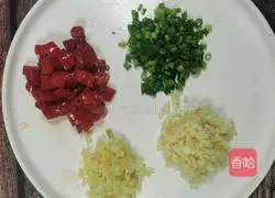 Illustration of a simple way to make fish-flavored shredded pork 4