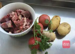 Tomato, potato and beef soup recipe 1