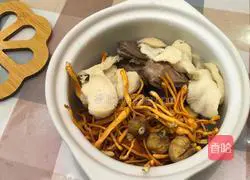 Cantonese style soup-Hericium, Cordyceps and Fan Bone Soup Recipe 4