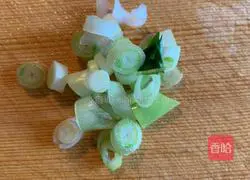  Illustration of how to make tomato and egg gada soup 8