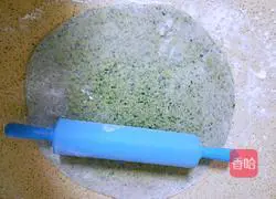 Illustration of how to make spinach rub 11