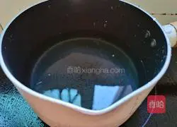 Illustration of how to make mustard pork shredded soup 6