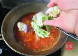 Illustration of how to make borscht at home 8