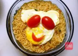 Illustration of how to make Mickey instant noodles 8