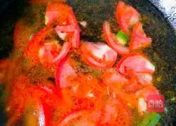 Illustration of how to make tomato and egg soup 5