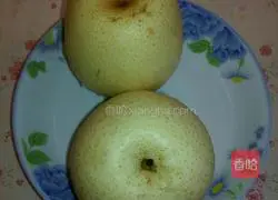 Illustration of how to make pear juice 1