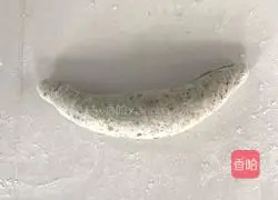 Illustration of how to make steamed black sesame bagel bread 7