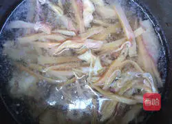 Illustration of how to cook cuttlefish and ribs soup 7