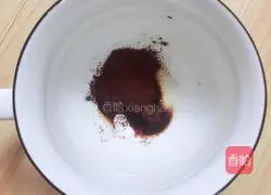 Illustration of how to make pearl cold brew coffee 6