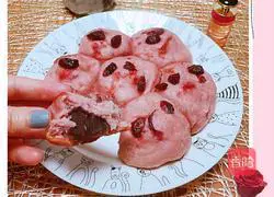 Illustration of how to make purple sweet potato buns stuffed with roses (pressure cooker version) 15