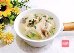 Illustration of how to make healthy mushroom and tofu soup 15