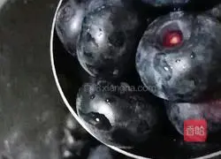 # Fruit Creative Dishes# Blueberry Banana Milkshake Recipe Illustration 3