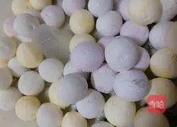 Illustration of how to make sweet corn and dumplings 1