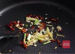 Illustration of how to make salt and pepper shrimp 6