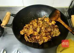 Xinjiang Large Plate Chicken Recipe Illustration 8