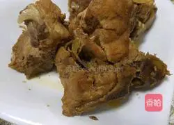 Illustration of how to make backbone noodle soup 3