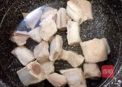 Corn, yam and pork ribs soup recipe 7