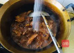 Illustration of braised pork ribs and noodles 10