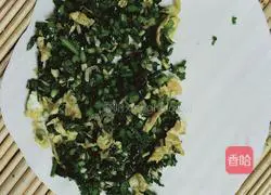 Illustration of how to make shrimp, egg and leek box 14